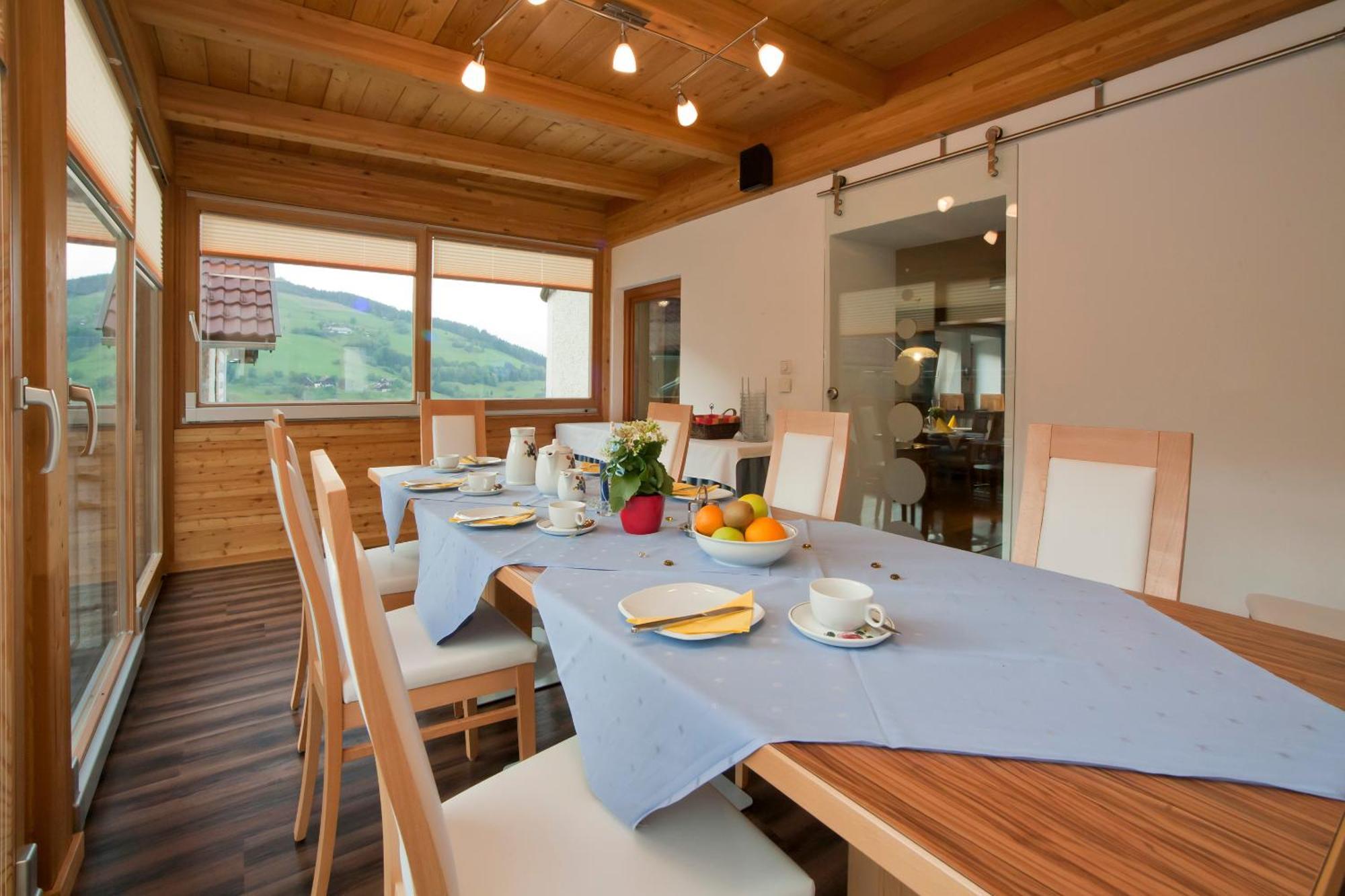 Sportbauernhof - Gasthaus Hochalmblick Krems in Kaernten Zewnętrze zdjęcie