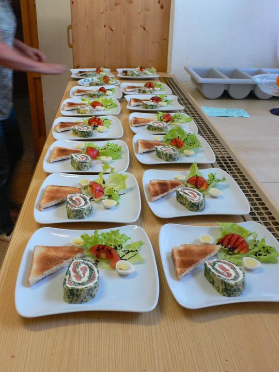 Sportbauernhof - Gasthaus Hochalmblick Krems in Kaernten Zewnętrze zdjęcie